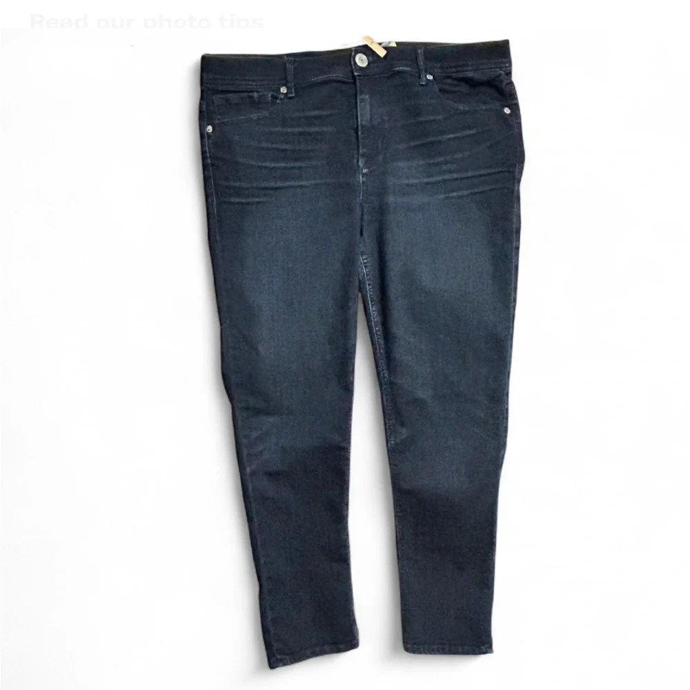 EXPRESS Blue Ankle Cropped Jeans with Slim Fit 12, Good Condition.